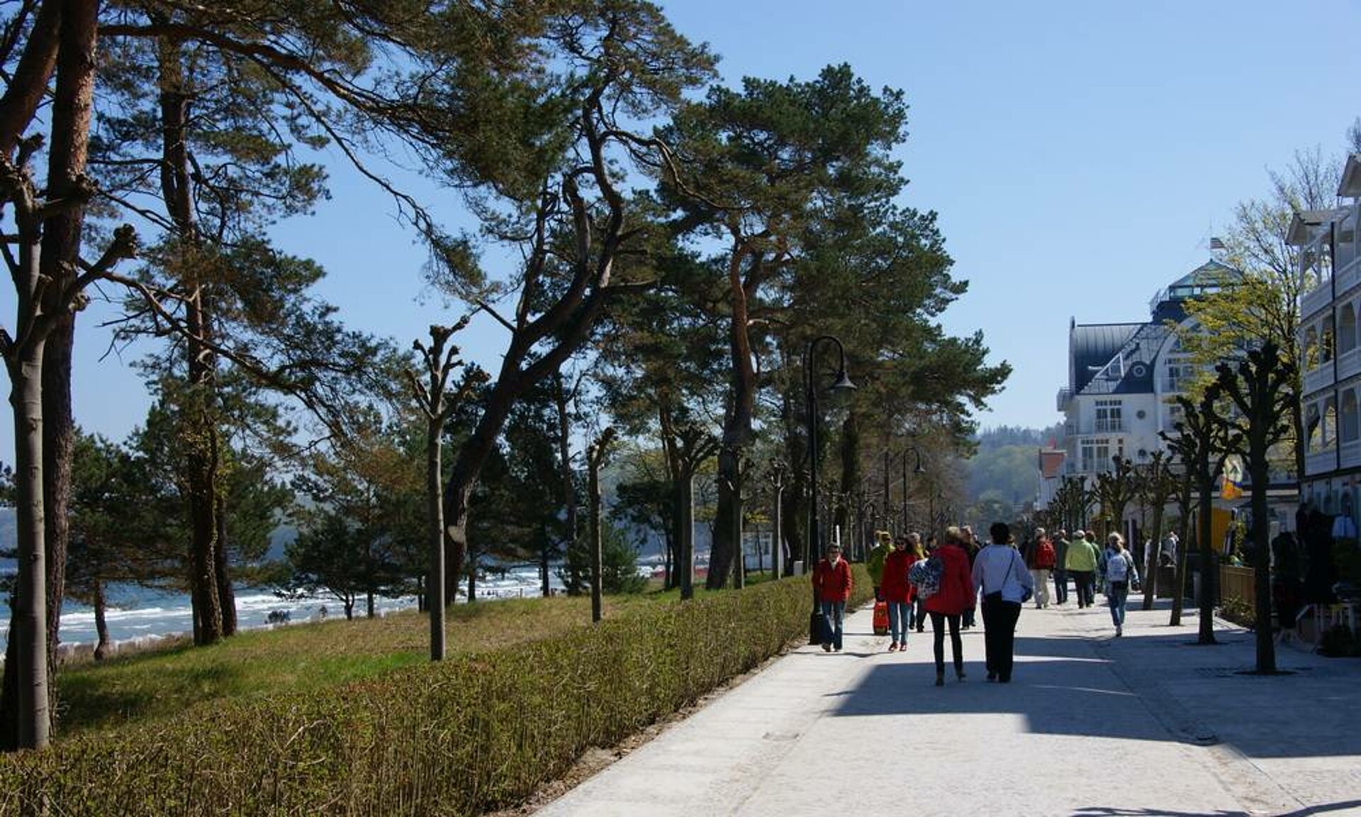 Binzer Strandpromenade, Gastronomie & Kultur - Pension Anker, Rügen