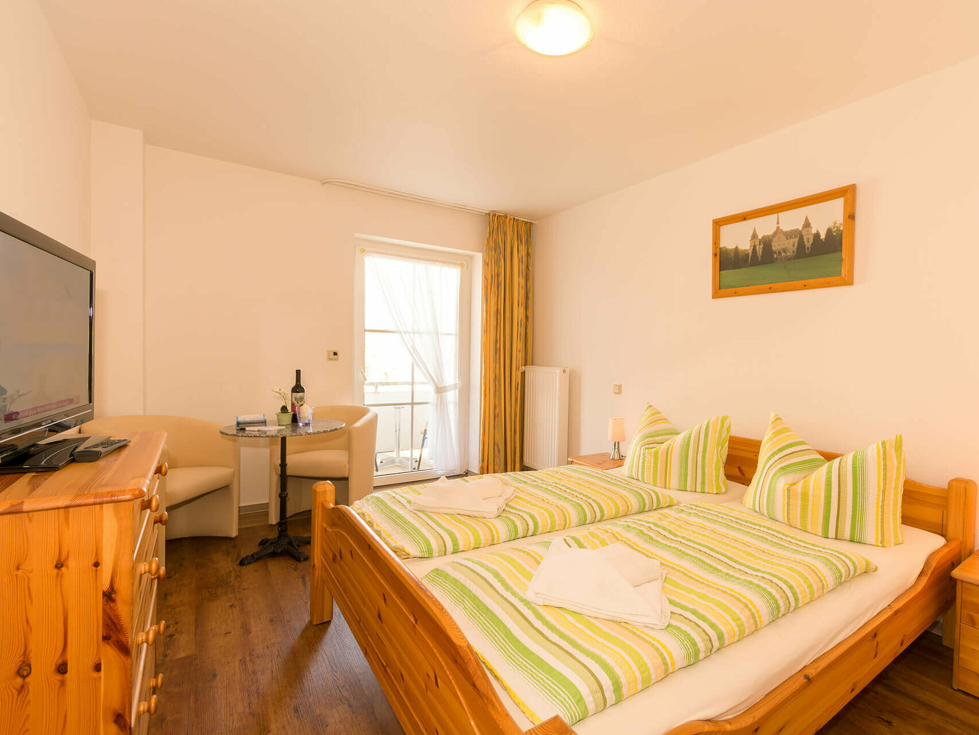 Doppelzimmer Pension ANKER mit Kabel-TV, Bad, Dusche und WC und Balkon - Rügen, Binz