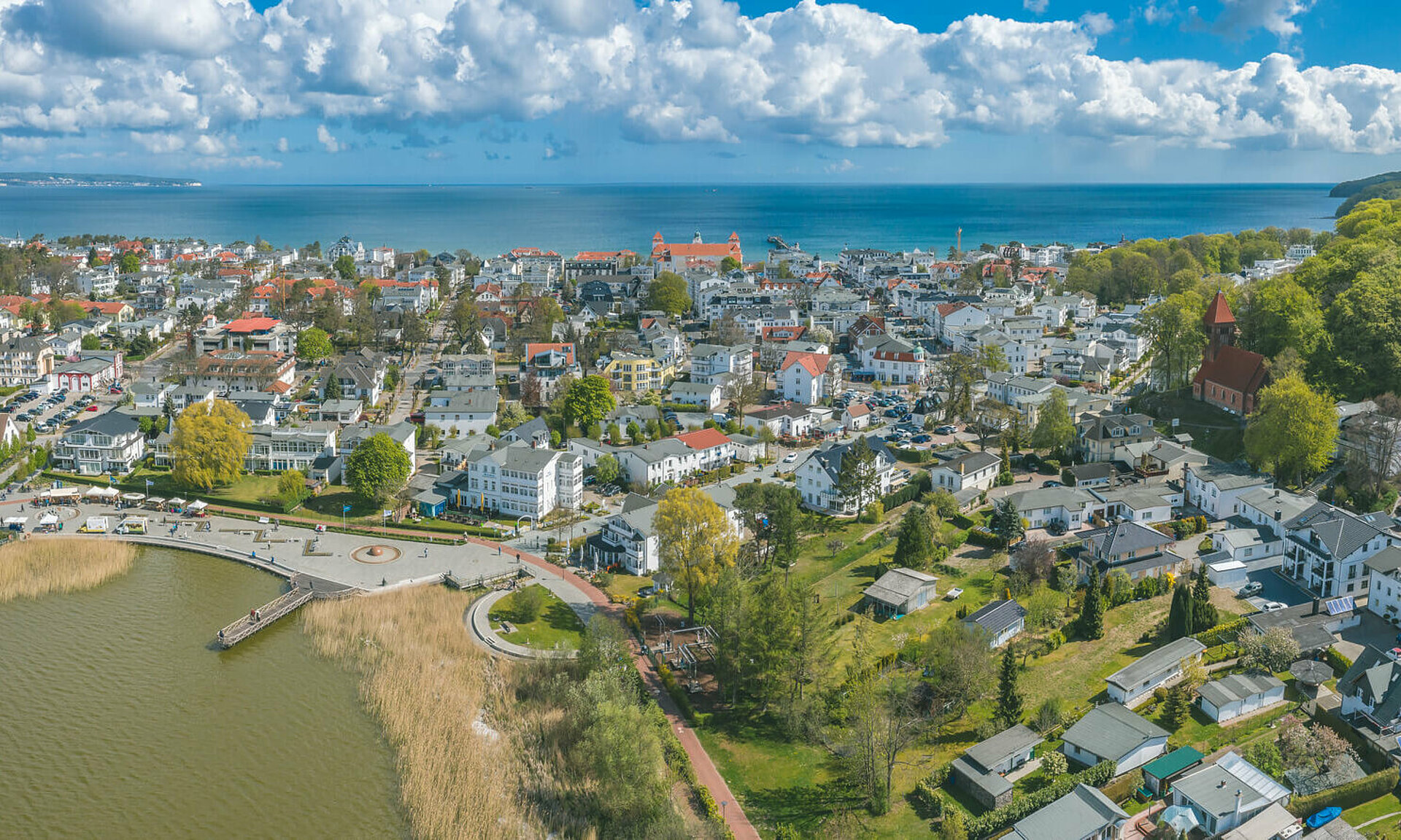 Luftbild Ostseebad Binz - vom alten Ortskern mit Schmachter See zum Meer - Rügen, Pension ANKER 