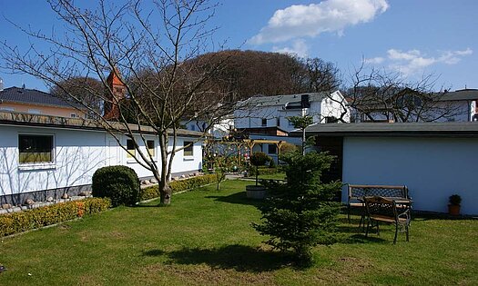 Pensionsgelände zu Ostern, Pension Anker, Binz - Rügen Pensionsgelände zu Ostern, Pension Anker, Binz - Rügen
