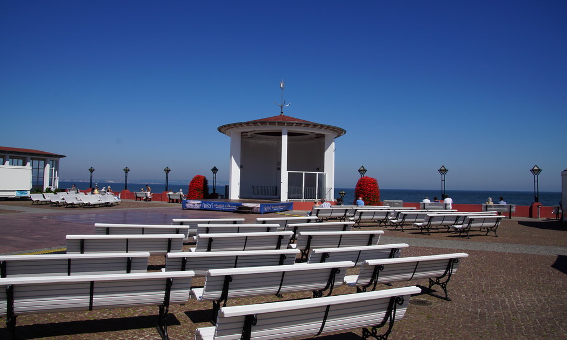 Kurhausplatz Binz mit Pavillon - Rügen, Pension ANKER