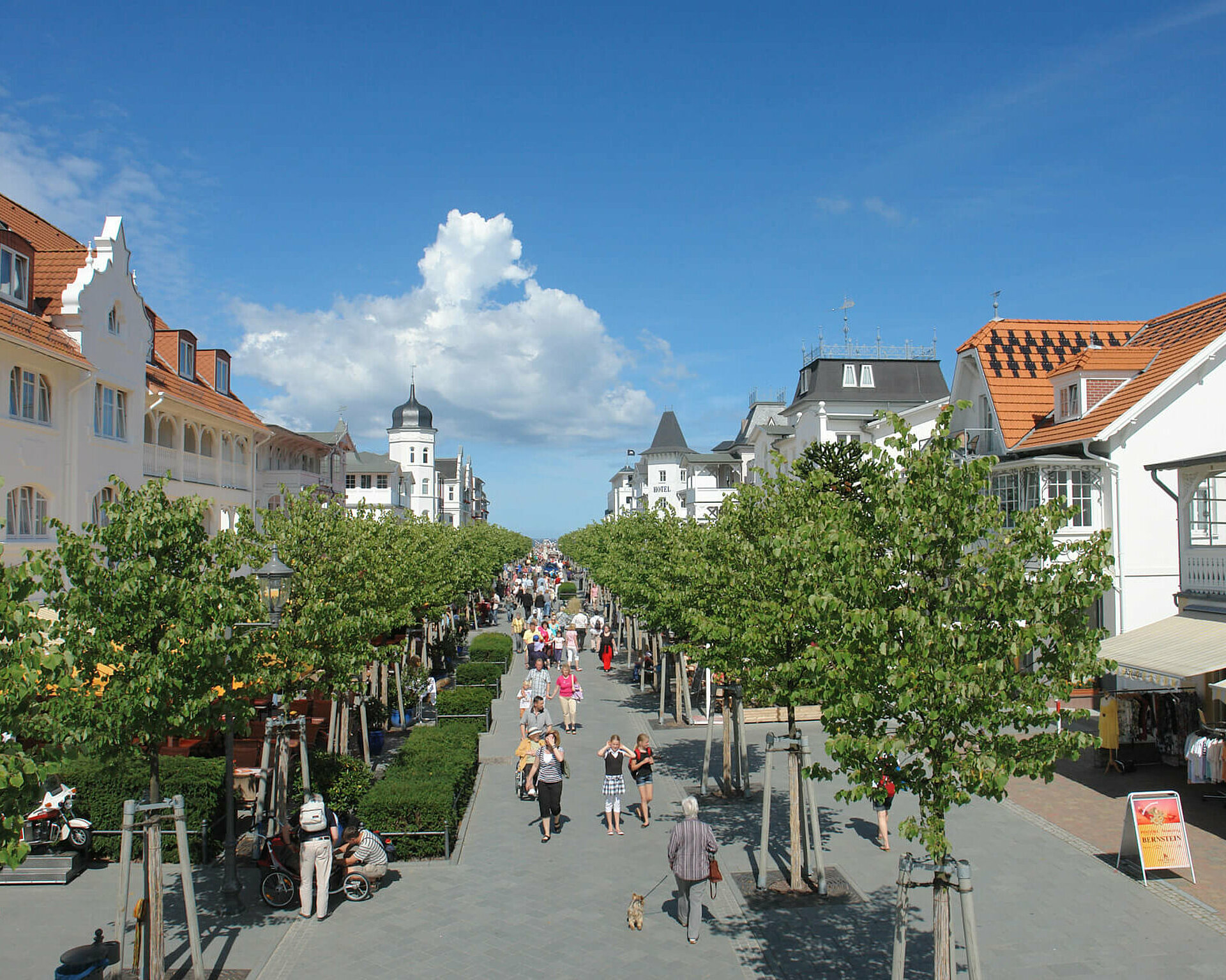 Binzer Hauptstrasse, Fußgängerzone und Flaniermeile
